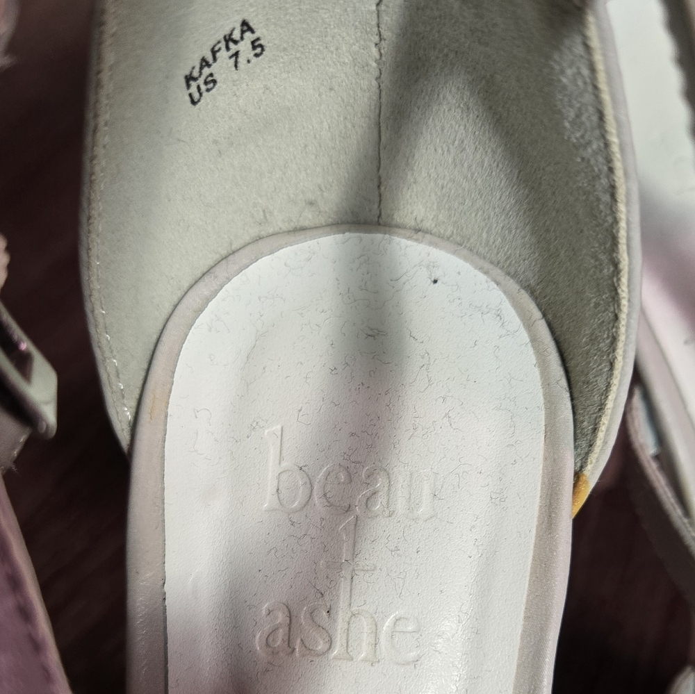 Beau & Ashe sporty gladiator gray & white heels STUNNING  Sz7.5 - Picture 3 of 10